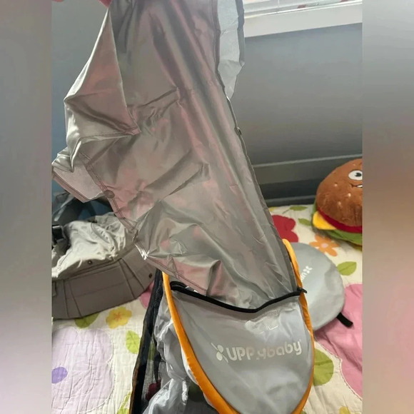 UPPABABY carseat cover/canopy - Picture 3 of 3